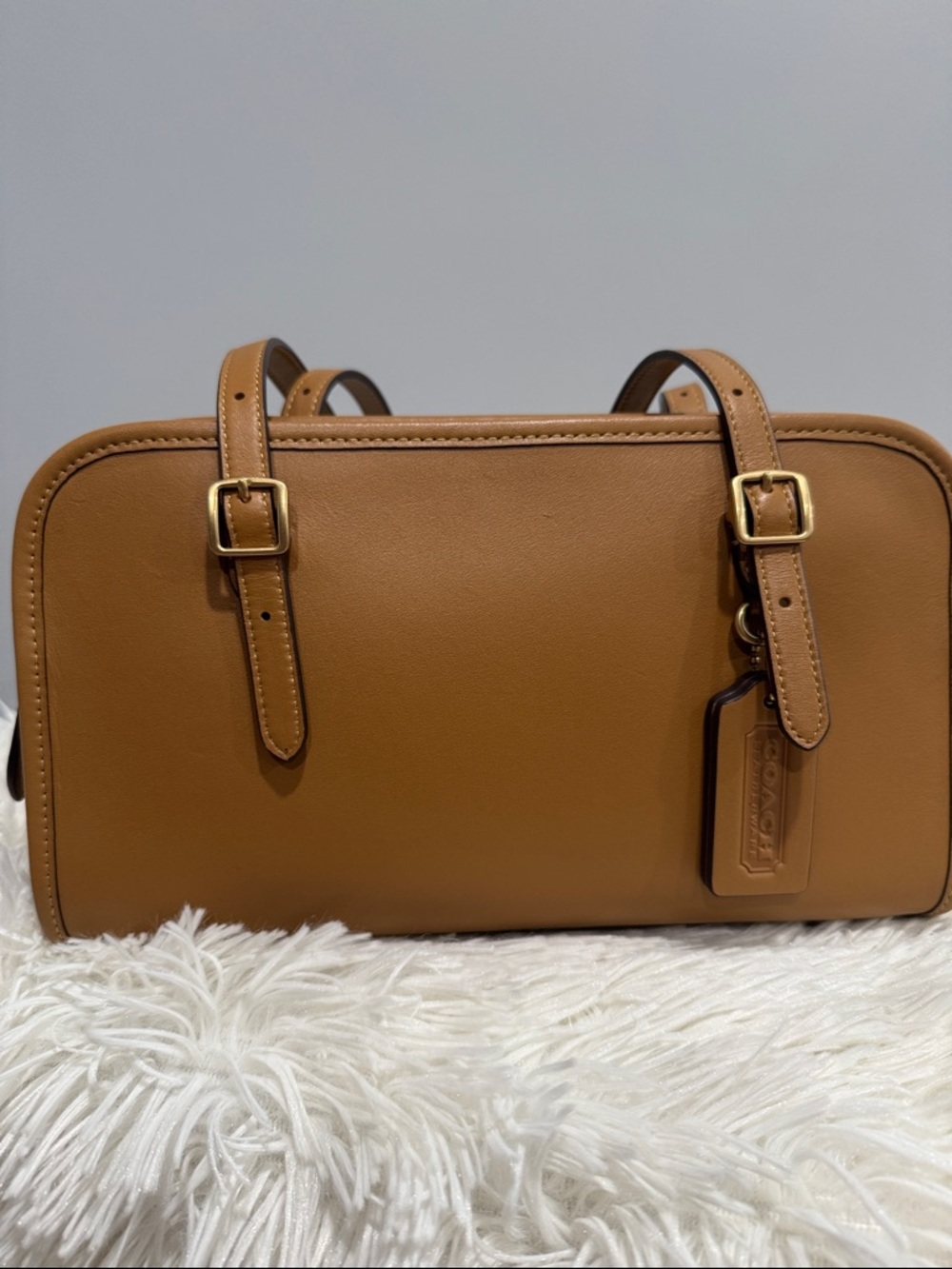 Coach Swing Zip Shoulder Bag - Picture 8 of 8
